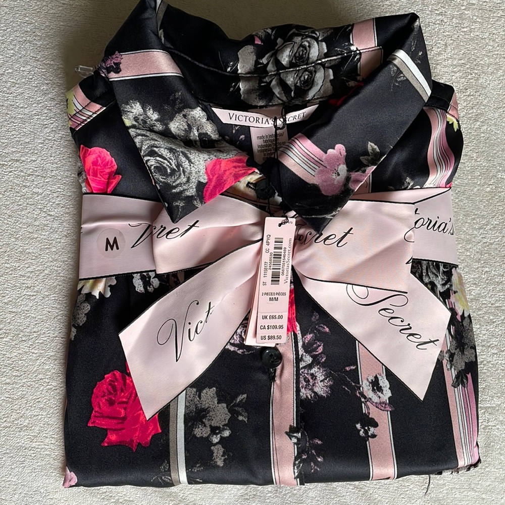 VS  super soft pajama set